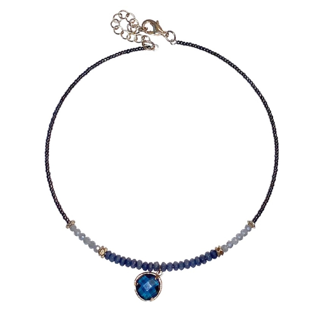 Blue Beaded Choker with Stone